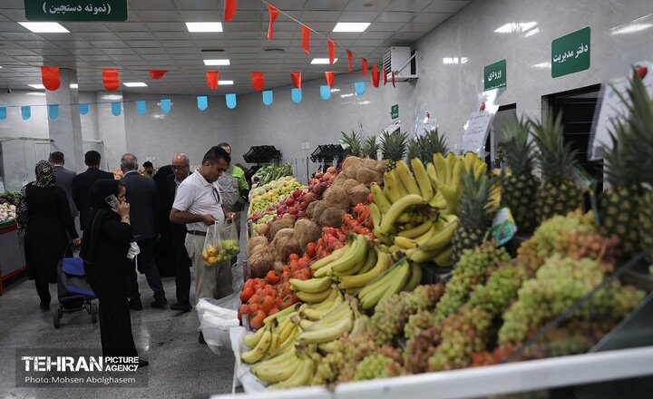 انجام سالانه 4 هزار آزمایش روی محصولات عرضه شده در میادین و بازارهای میوه و تره‌بار
