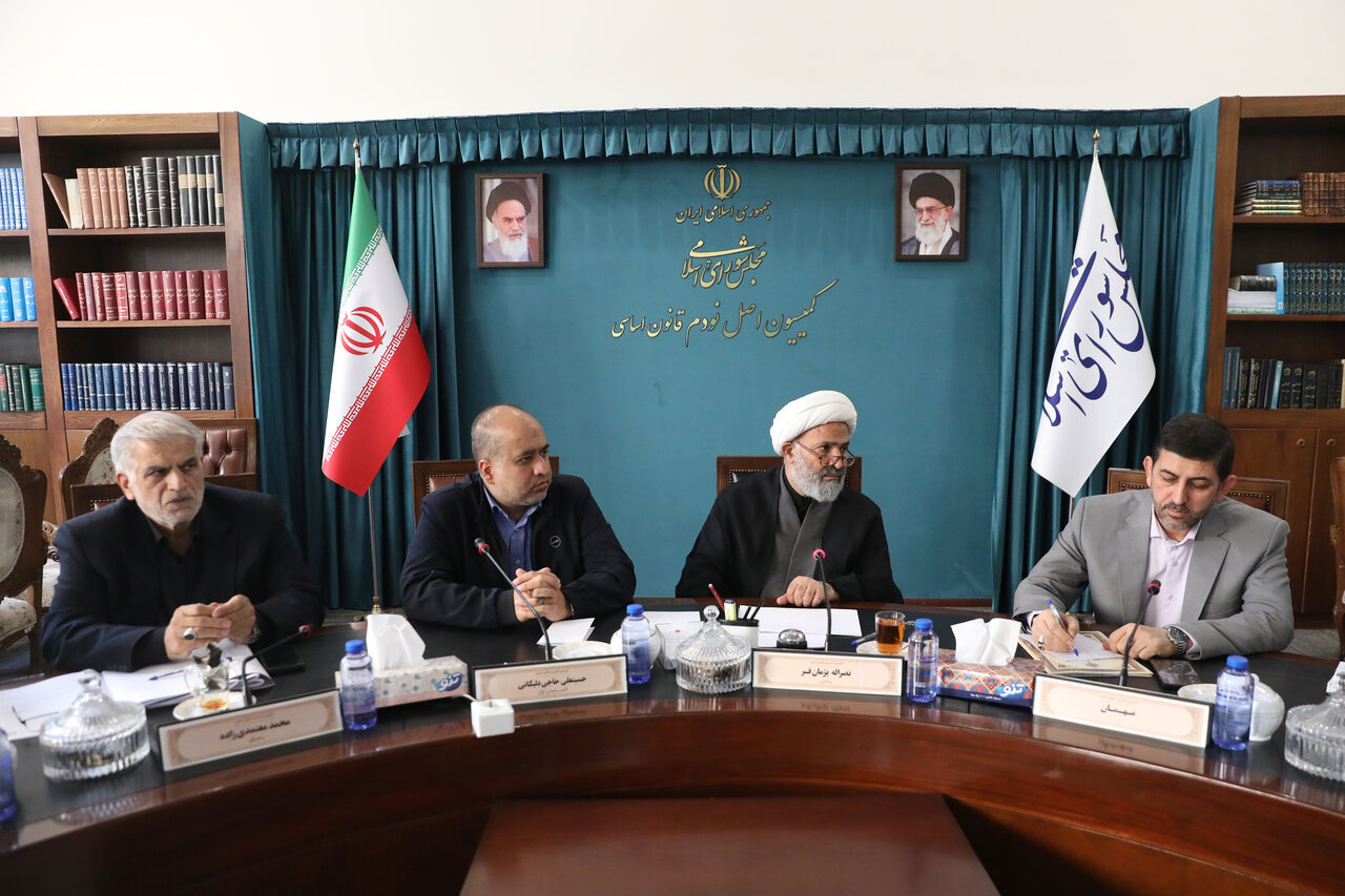 پيگيري ويژه کميسيون اصل نود براي رفع کُندي در اجراي سامانه جديد گمرکي