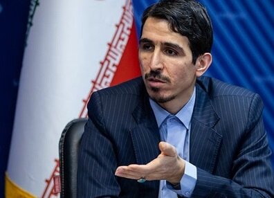 دولت در موضوع بنزین به جای سیاست غیرقیمتی، ساده ترین راه را برگزید