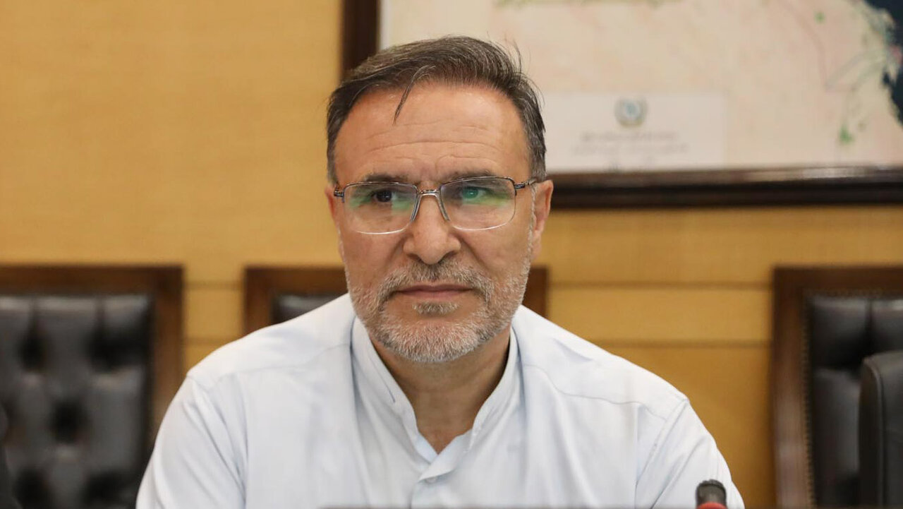 تهدید و سوءاستفاده از دانشجویان پزشکی خارج از کشور در سایه گرانی ارز/ پیشنهاد جذب آن‌ها در داخل کشور با مشارکت بخش خصوصی