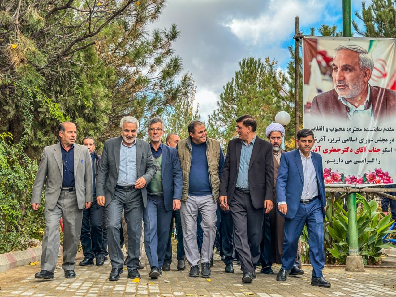 جعفري‌آذر ميزبان سفر يک‌روزه مسئولان کشوري به تبريز در مسير حل مسائل و تکميل پروژه‌هاي نيمه‌تمام روستايي