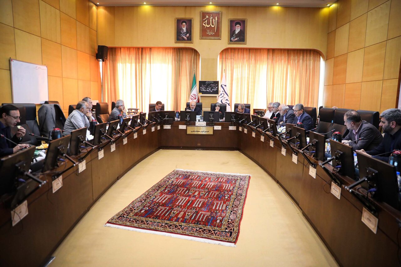 وزارت ارتباطات موظف به حمایت مالی از نوسازی مدارس شد/ بررسی پیشنهاد ادغام دانشگاه ‌پیام نور و فرهنگیان به جلسه آینده موکول شد