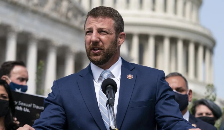 سناتور جمهوریخواه: آمریکا به مادورو فرصت داد به روسیه یا کشور دیگری برود