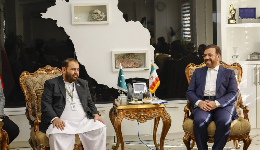 شیراز و لاهور خواهرخوانده می‌شوند