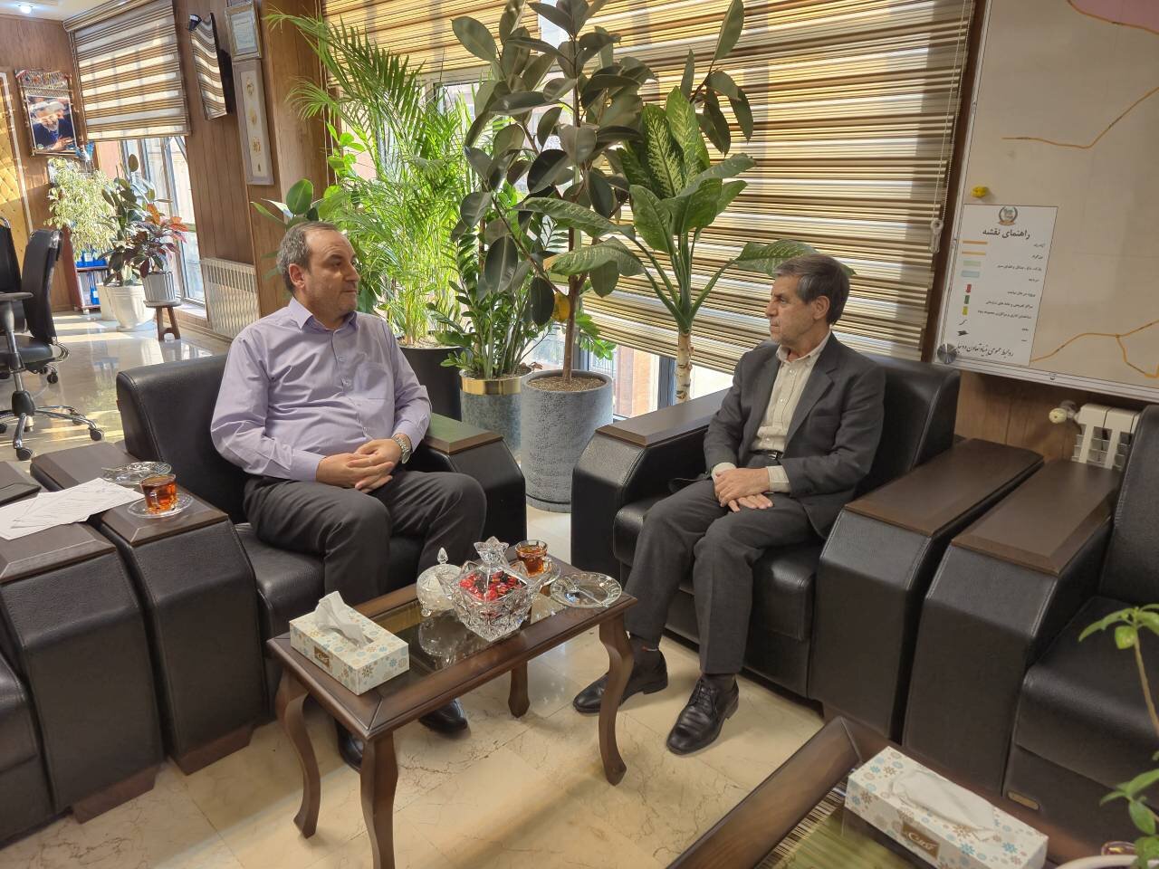 اعلام موافقت مديرعامل بنياد تعاون وزارت دفاع جهت تکميل خط 3 متروي تبريز در ديدار با صديقي