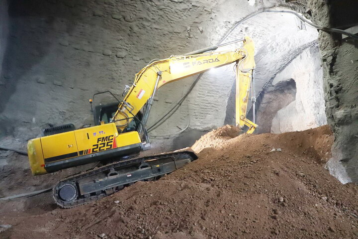 تداوم اجرای پروژه توسعه شرقی خط 2 مترو تا پایانه شرق