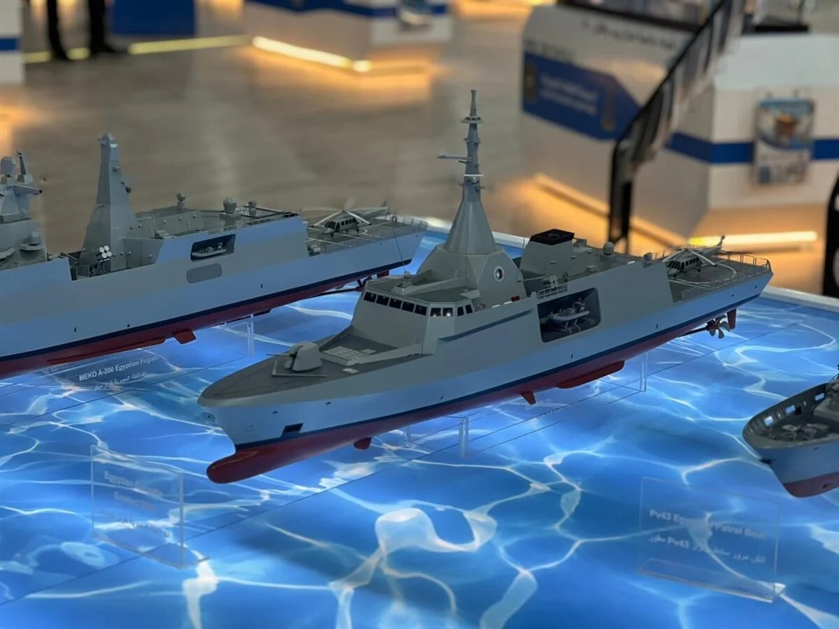 مصر تکشف عن "ميکو 200-A".. أول فرقاطه حربيه مصنعه محليا بالکامل