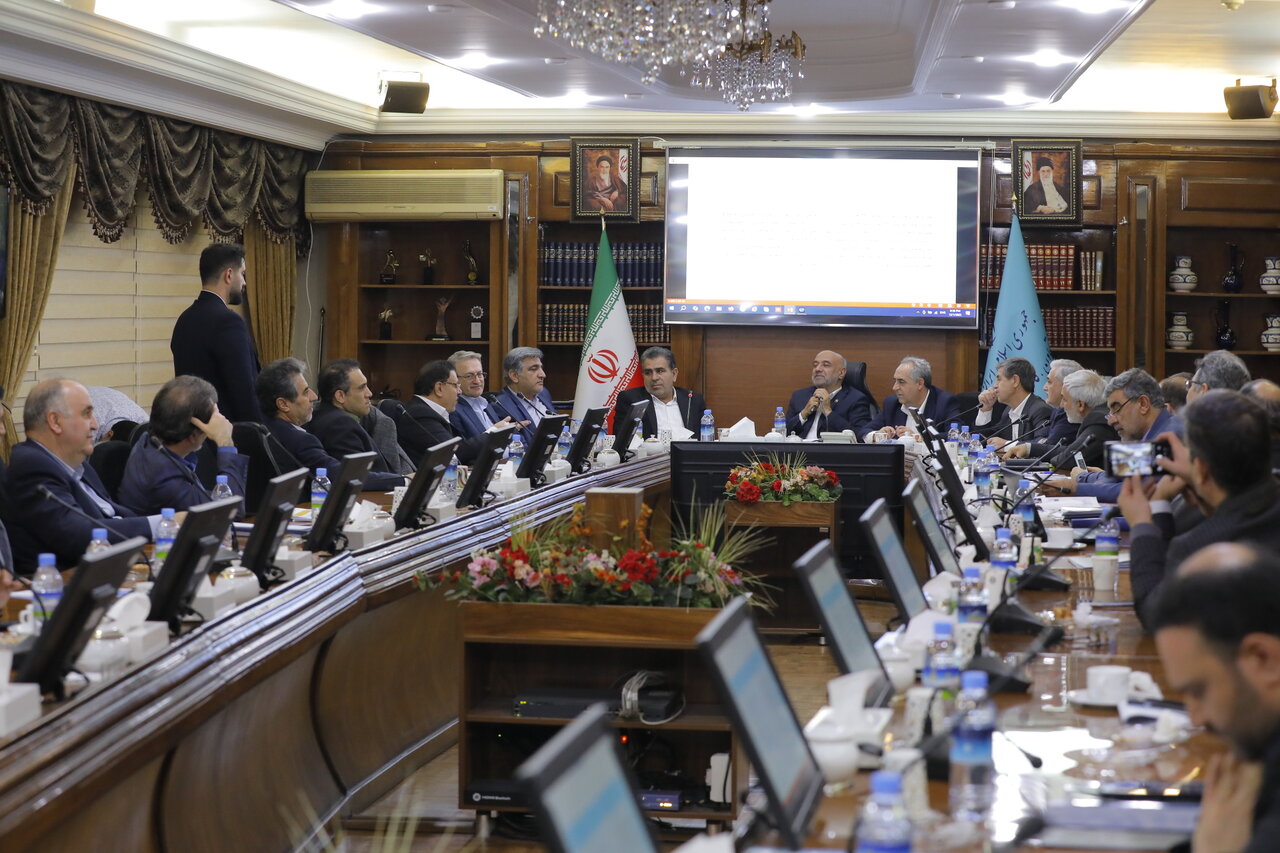 بررسي مصوبات سفر استاني کميسيون اجتماعي به آذربايجان شرقي