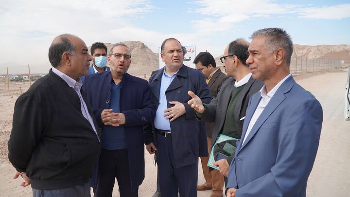 بازديد ميداني از پروژههاي مسکن و طرح نهضت ملي مسکن در شهر کرمان و شهرهاي اقماري