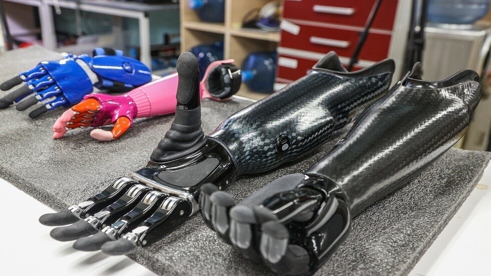 روسيا.. طريقه مبتکره لصنع أطراف "أبديه"