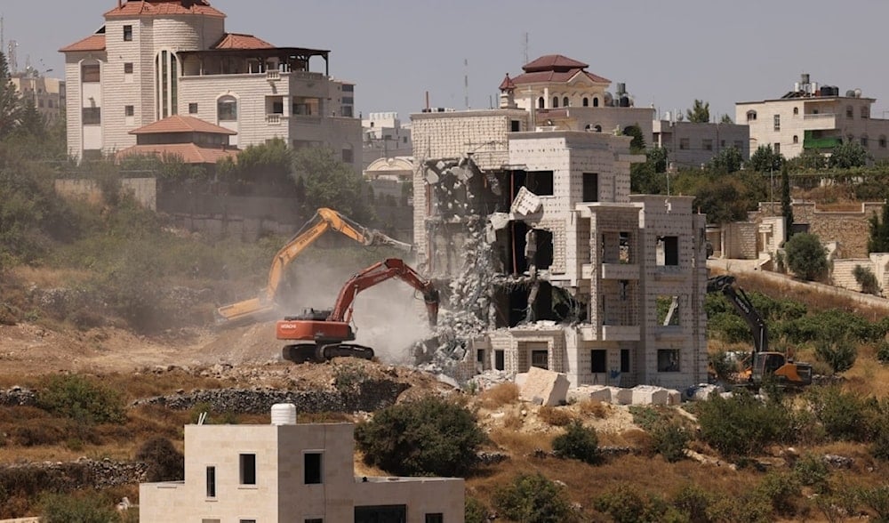 هيئه مقاومه الجدار والاستيطان: 2144 اعتداءً إسرائيلياً على الضفه الغربيه في شهر