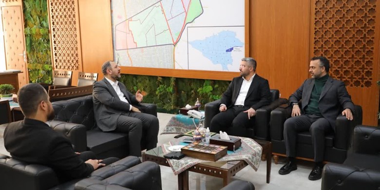 ديدار رئيس شوراي عالي استان‌ها با شهردار منطقه 13 تهران