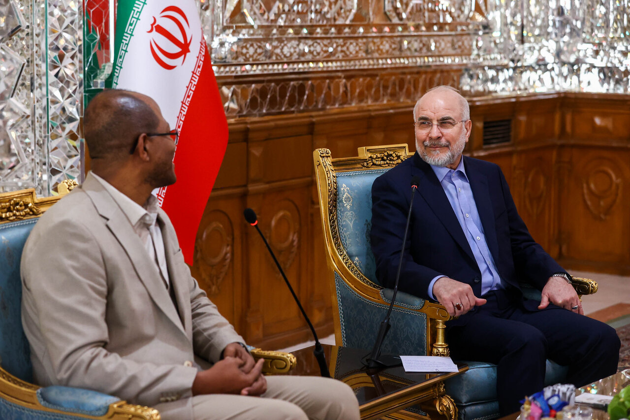 خبرگزاری آریا